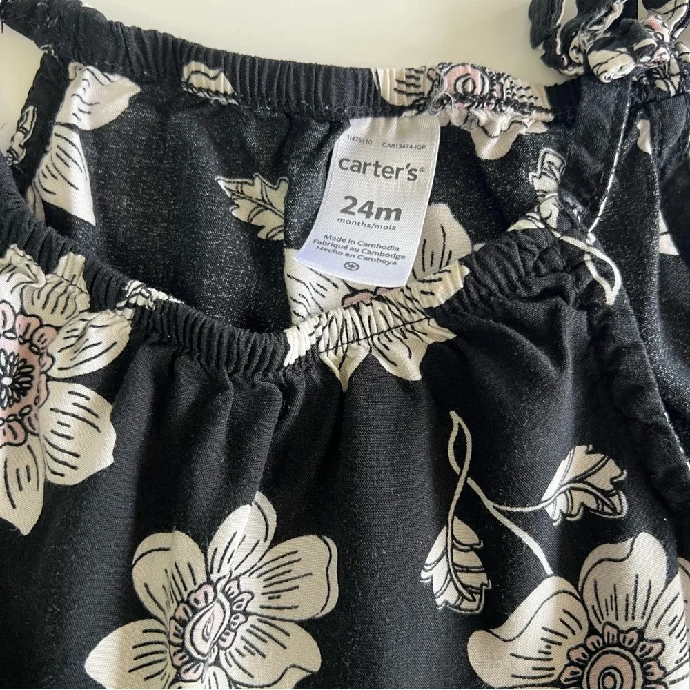 Carter’s Black & White Floral Two Piece Set Size 24 Months Tank Bloomers Cute